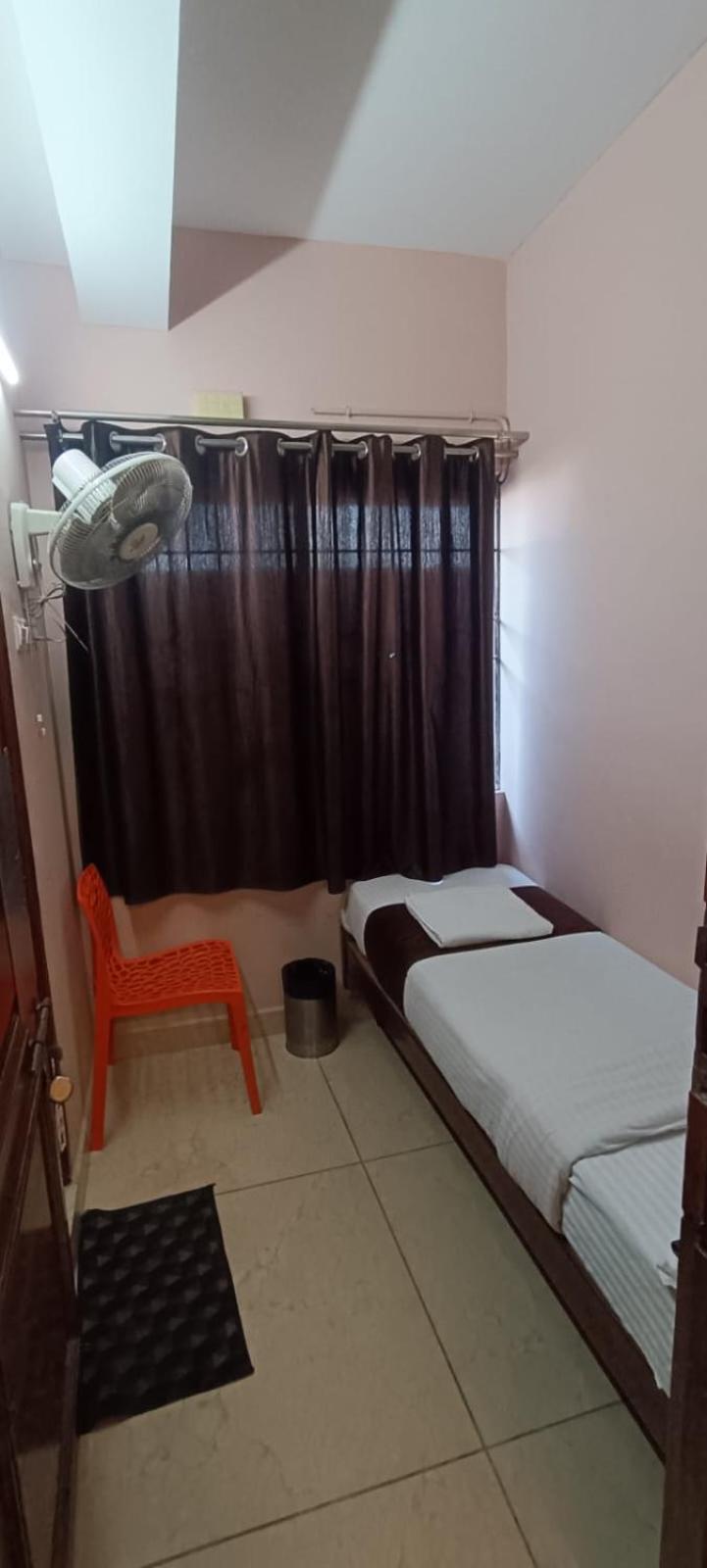 Naksha Tree Hotels Kishore Inn - Koyambedu Chennai Exterior photo